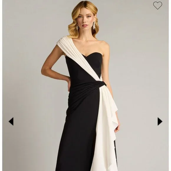 Tadashi Shoji evening gown - Picture 5 of 12